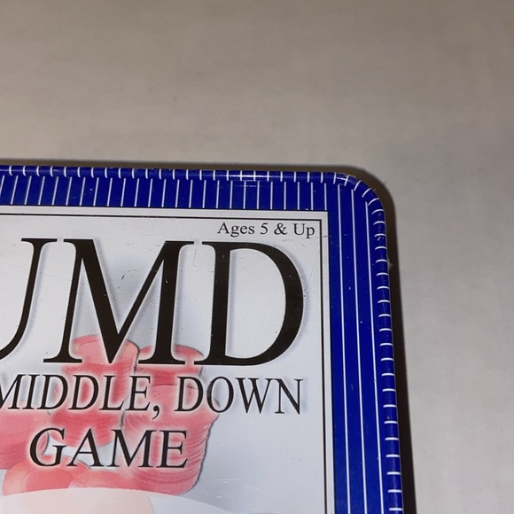 Cardinal Games UMB Up, Middle, Down New Game - Picture 5 of 5